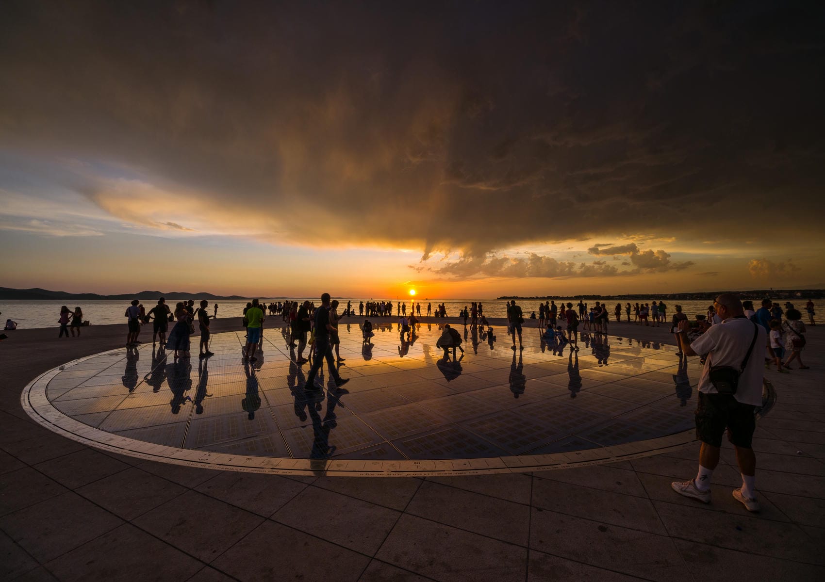 Pozdrav Suncu, Zadar
