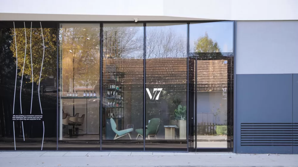 Dizajn interijera frizerskog salona V17