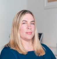 Jelena Ferrelli, dipl.oec