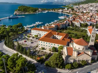Samostanska zgrada u Makarskoj prenamijenjena u sveučilišni studij hotelijerstva