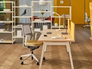 Akustični pregradni panel za stol