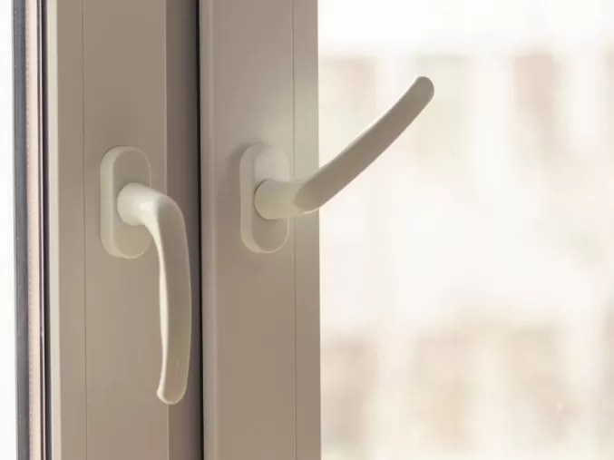 PVC prozor