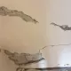 Pukotine na stropu stambenog objekta