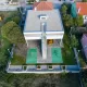 Kišni vrt ispred škole Krune Krstića na Ploči